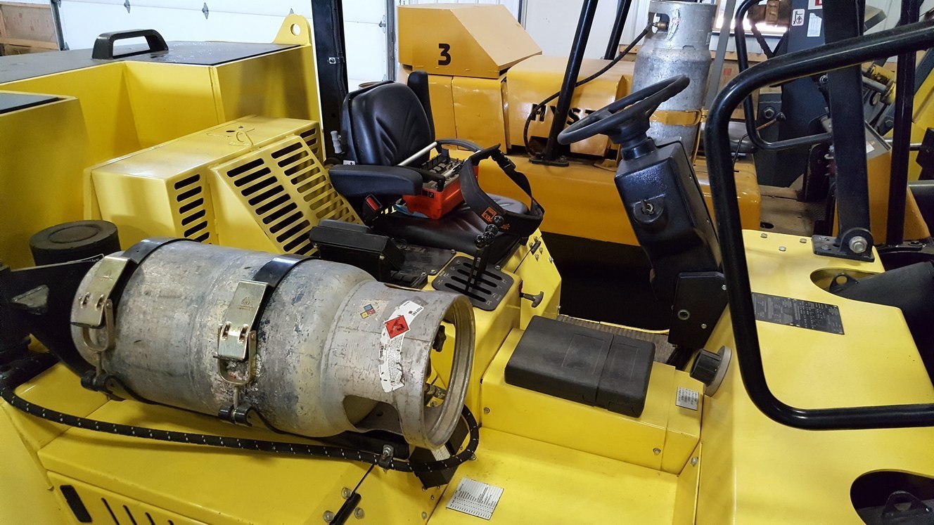 25,000lb. to 35,000lb. Capacity Hoist Forklift For Sale