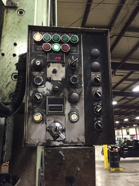 220 Ton Capacity Aida Single-Point Gap Press